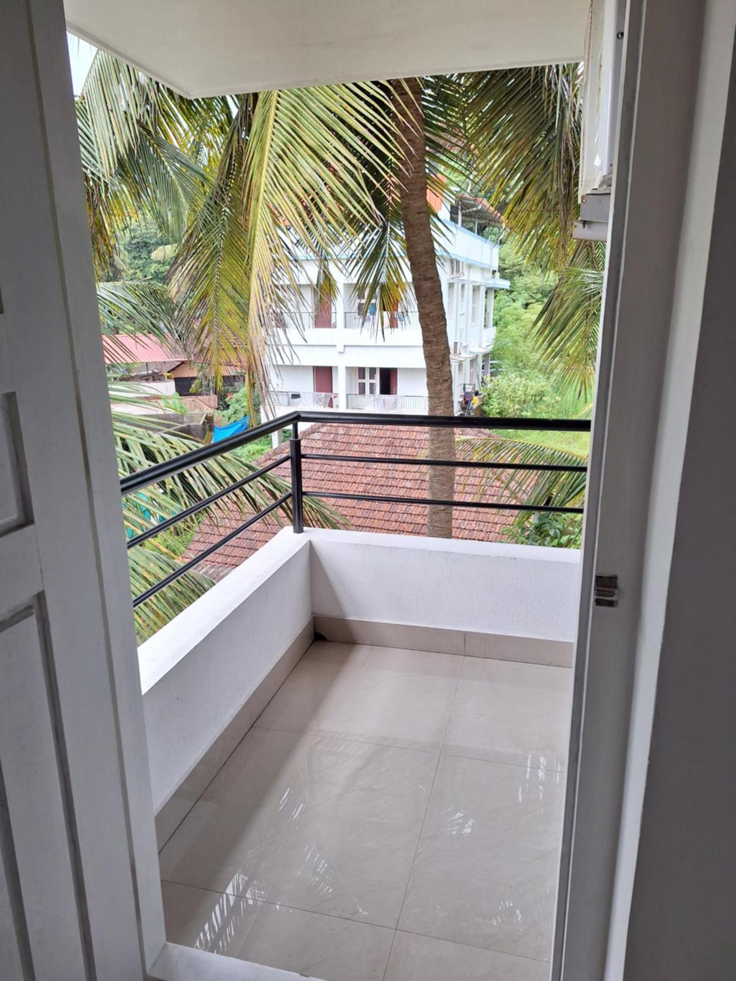 Suvarna Grande Homes Mangalore Chambre photo